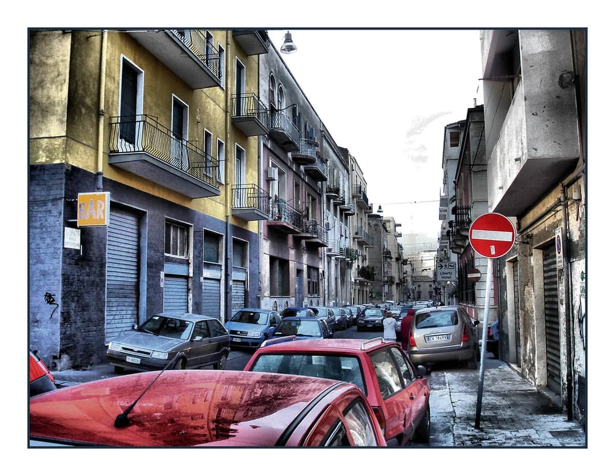 9 Essential Tips for Catania Parking: ZTL, Garages & Rates