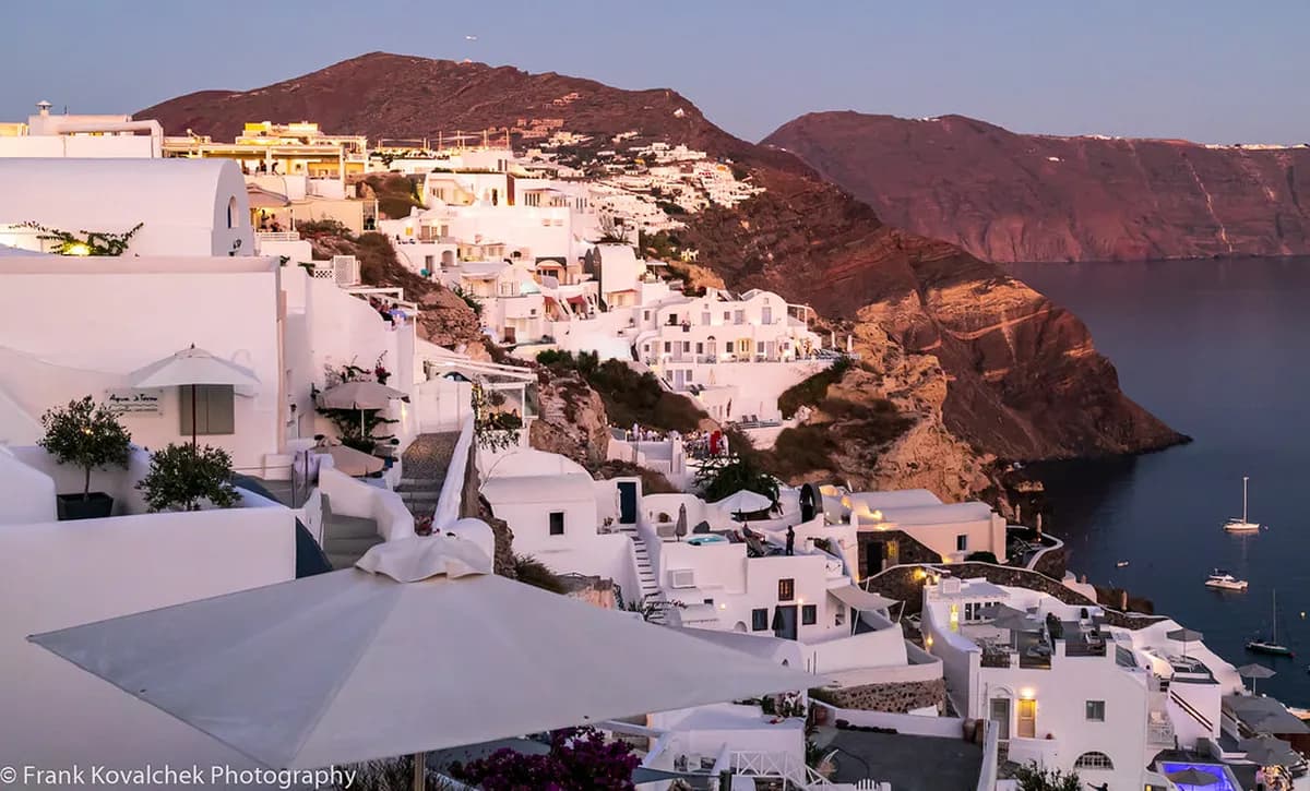 Oia Parking Santorini: 10 Best Tips and Locations