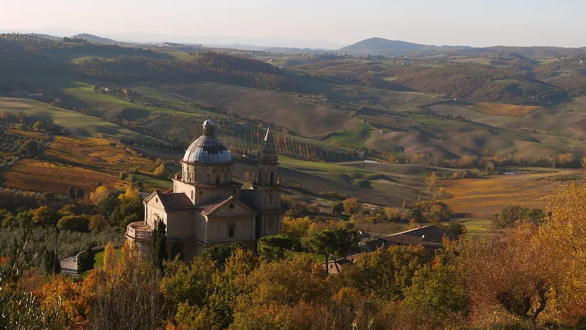Volterra Parking Guide: ZTL Rules, Free Lots & 2026 Tips