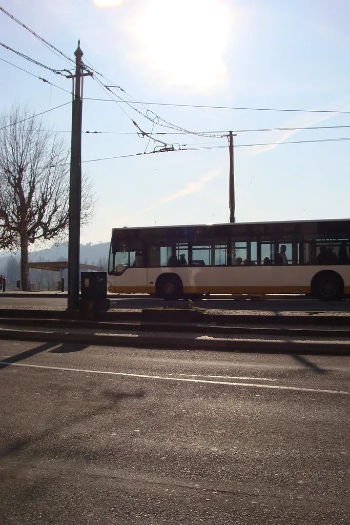 An SMTUC bus on Avenida Emídio Navarro in central Coimbra