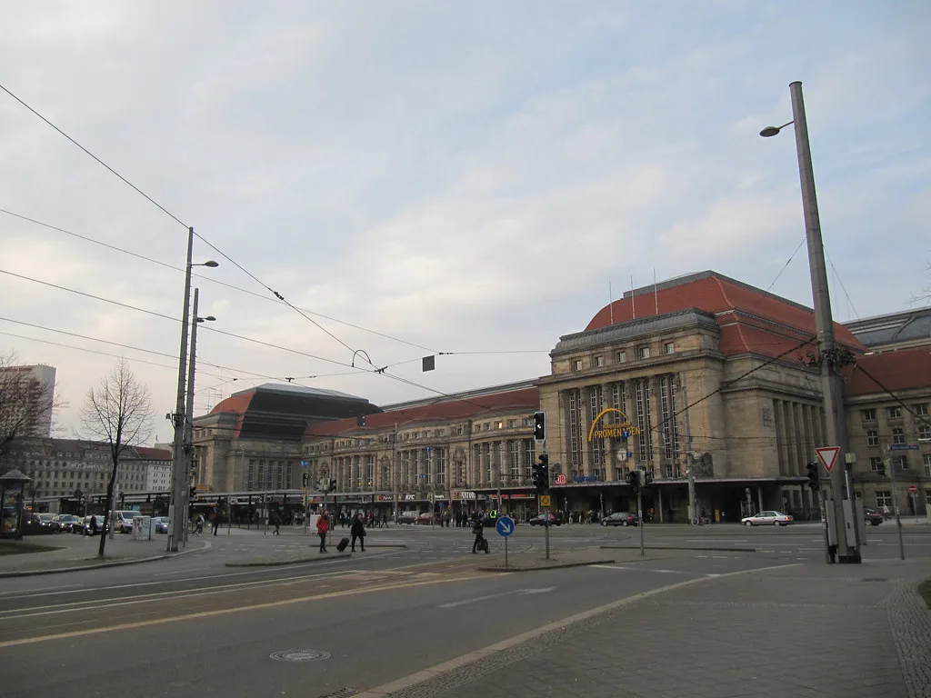 The Promenaden Hauptbahnhof in Leipzig, the central hub for trams, buses and the S-Bahn in Zone 110