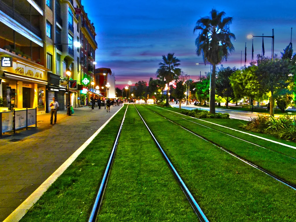 A Lignes d'Azur tram on Line 2 in Nice, the route serving the airport