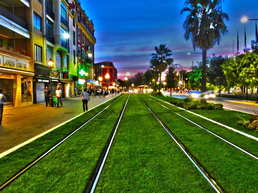 A Nice tram connecting the airport to the city center