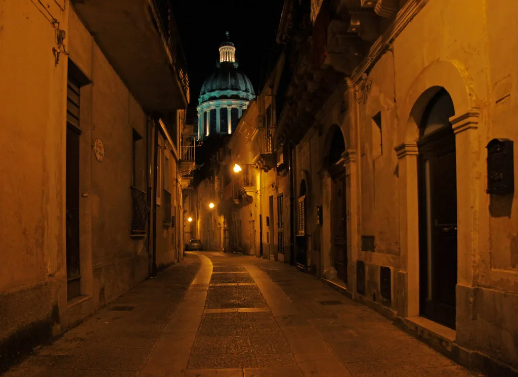 The Baroque Duomo di San Giorgio in Piazza Duomo, Ragusa Ibla